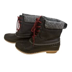 Women's Black and Gray Winter Boots